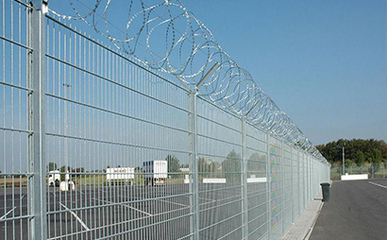 機(jī)場安全網(wǎng)飛行區(qū)圍網(wǎng)工程 筑牢空防防盜堅固屏障